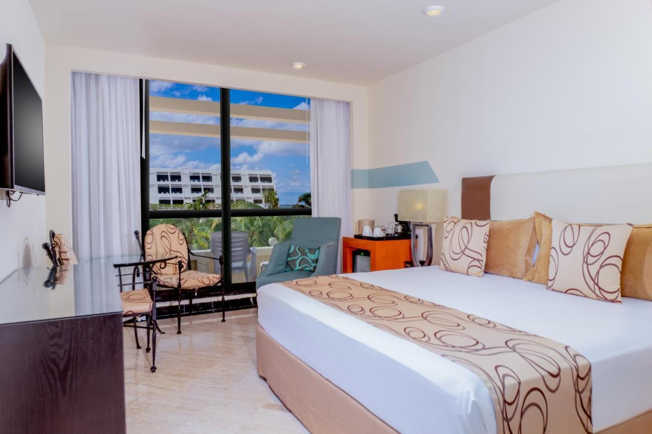 Oh! Cancun On The Beach By Oasis Extérieur photo
